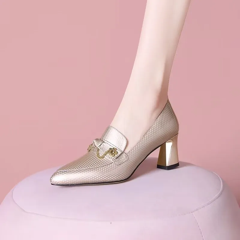 Chic Exotic Leather Pointed Toe Low-med Heels