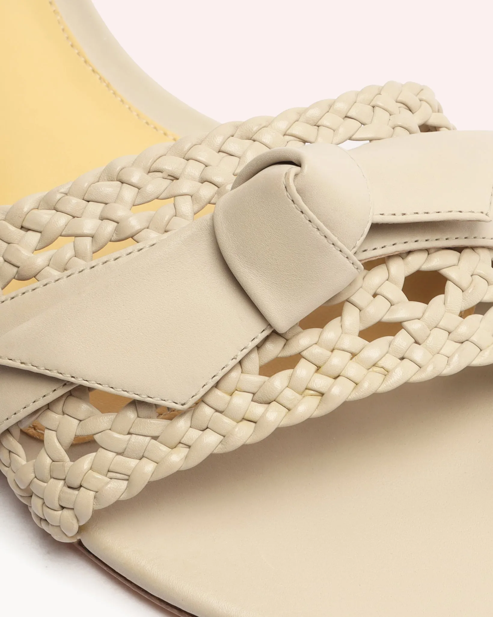Clarita Flat Basketry Fog