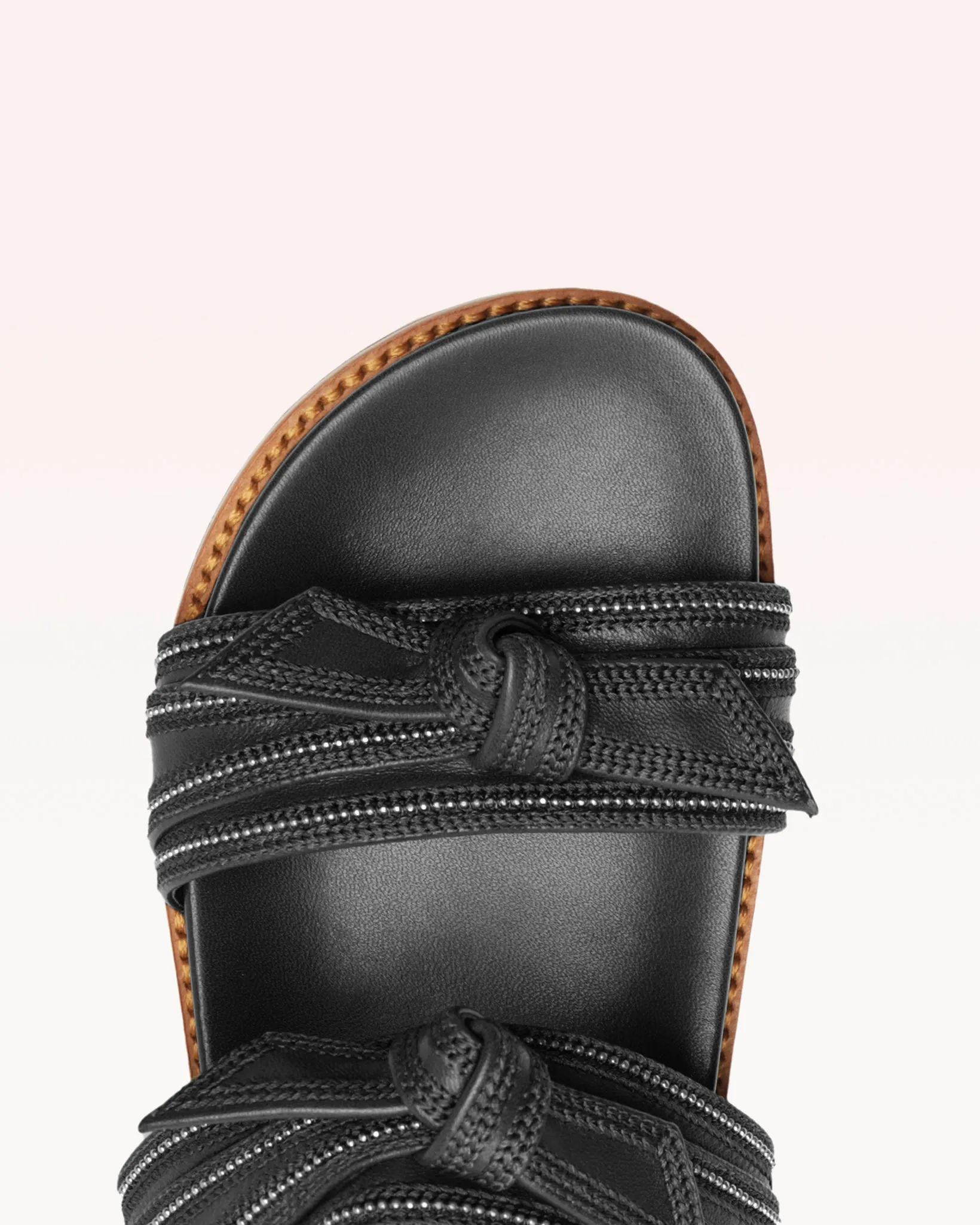 Clarita Sport Sandal Embroidery Black