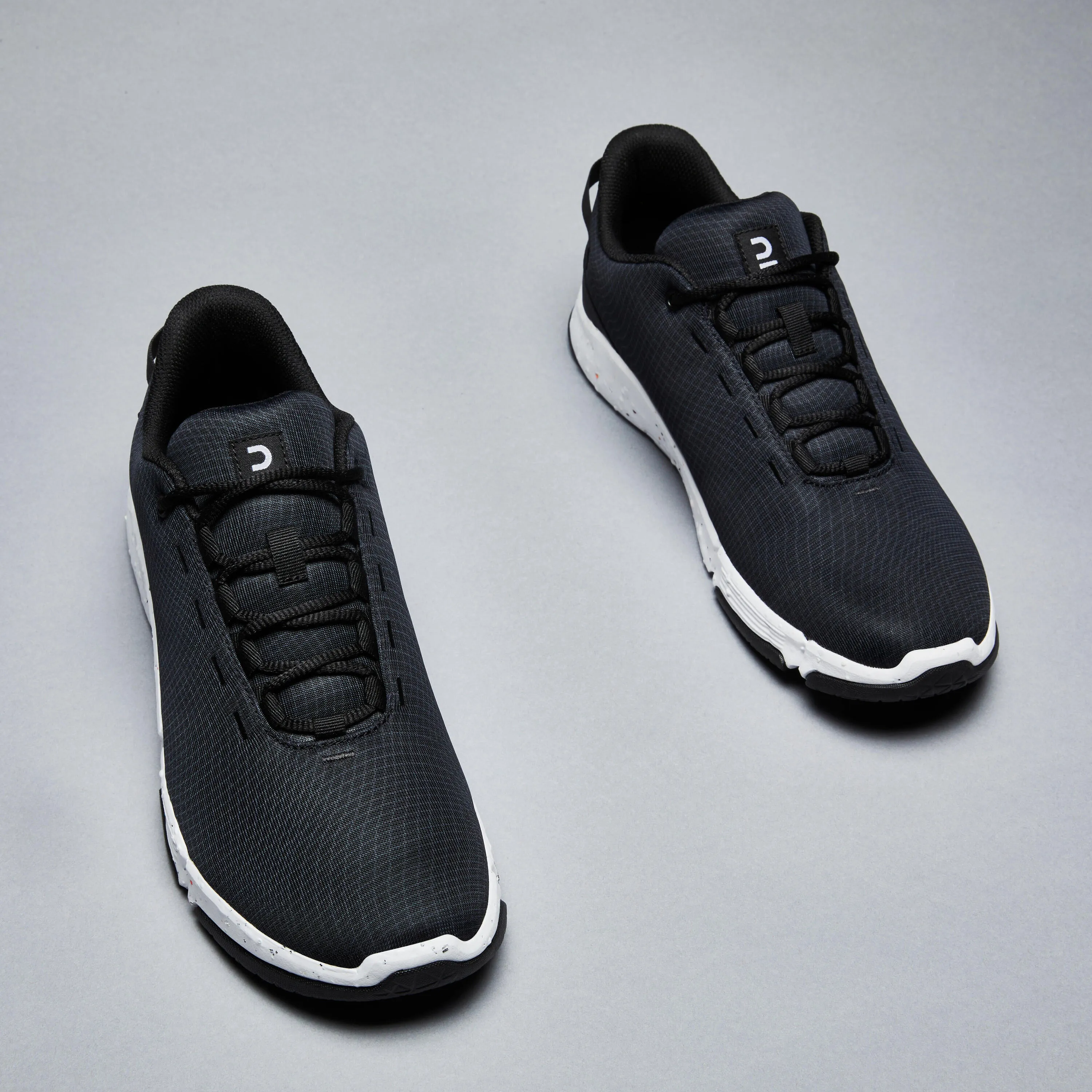 Fitness shoes 100 sneakers men's DOMYOS, black/black/white