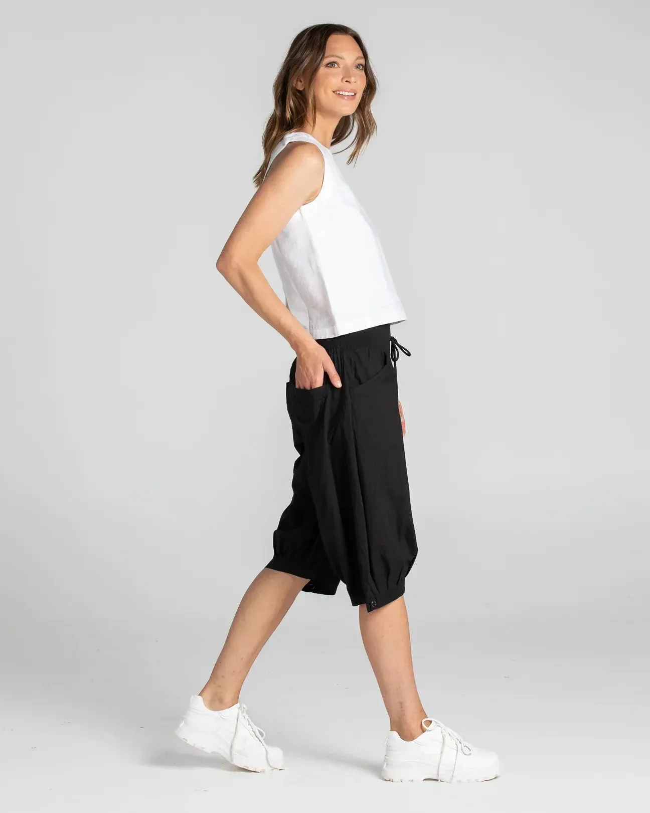 Jada Short Basic - Black